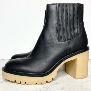 Dolce Vita Caster Black Leather Lug Sole Bootie 9